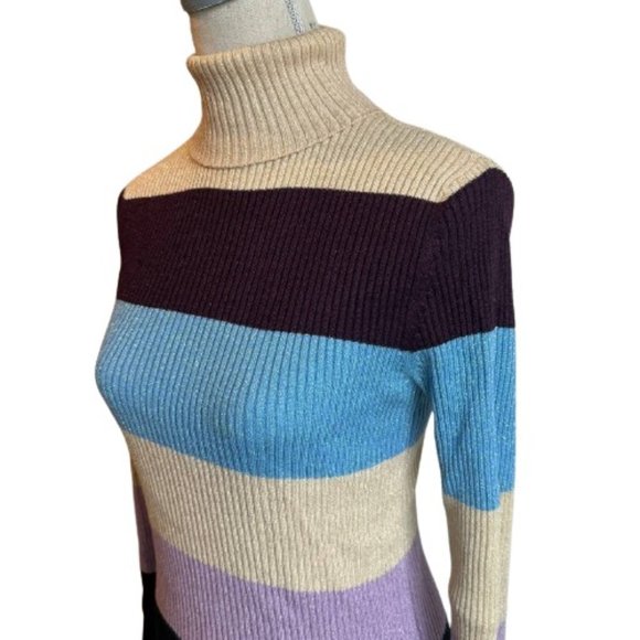 ❌SOLD❌ NY&CO Cool Metallic Striped Turtleneck Sweater - Size Medium - Picture 4 of 9